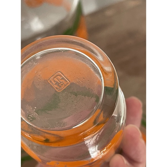 Vintage Anchor Hocking Orange Juice Carafe and 4 Glasses 🍊 - Picture 5 of 6